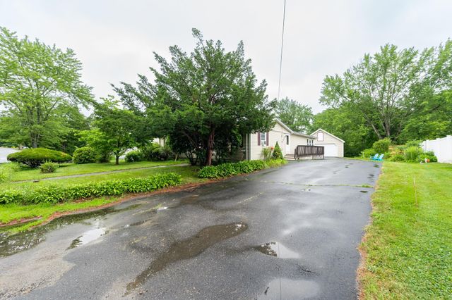 7 Therese Road, Salem, NH 03079