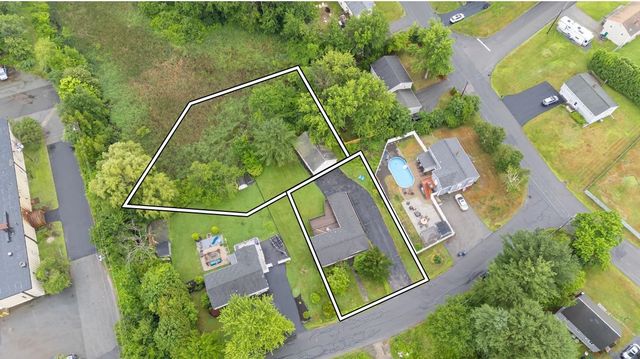 7 Therese Road, Salem, NH 03079