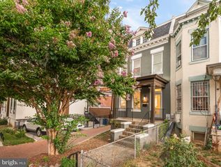 1371 PERRY PL NW, Washington, DC 20010