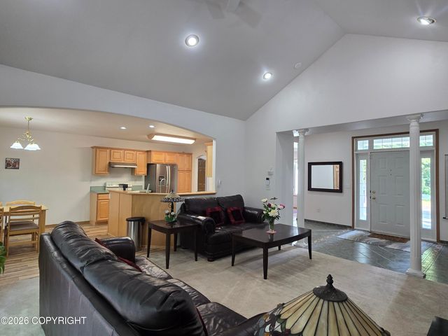 665 Kentshire Drive, Fairbanks, AK 99709