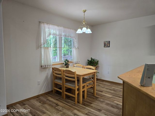 665 Kentshire Drive, Fairbanks, AK 99709
