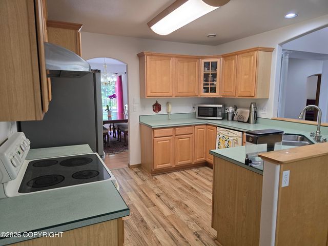 665 Kentshire Drive, Fairbanks, AK 99709