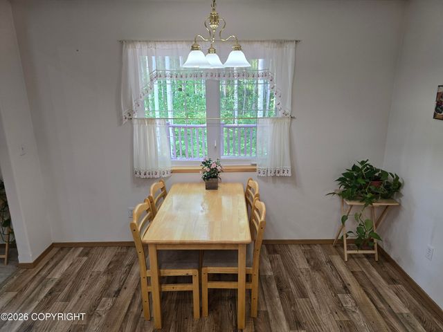 665 Kentshire Drive, Fairbanks, AK 99709