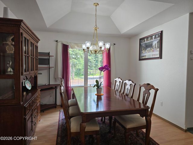 665 Kentshire Drive, Fairbanks, AK 99709