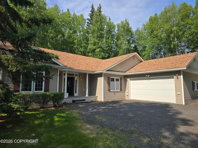 665 Kentshire Drive, Fairbanks, AK 99709