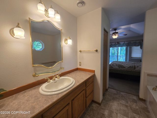 665 Kentshire Drive, Fairbanks, AK 99709