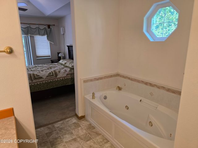 665 Kentshire Drive, Fairbanks, AK 99709
