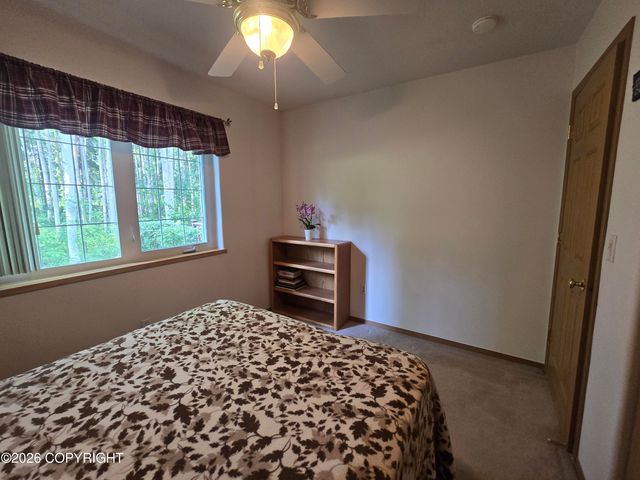 665 Kentshire Drive, Fairbanks, AK 99709