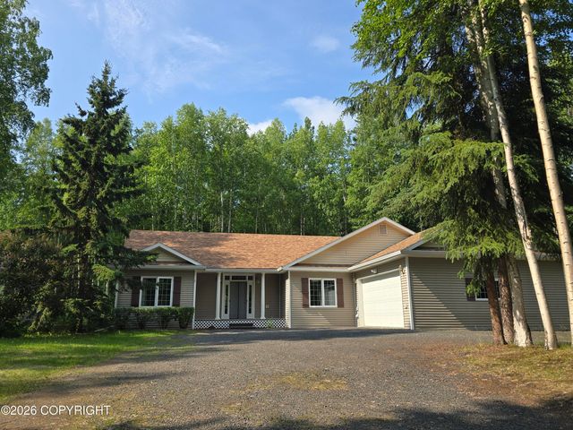 665 Kentshire Drive, Fairbanks, AK 99709