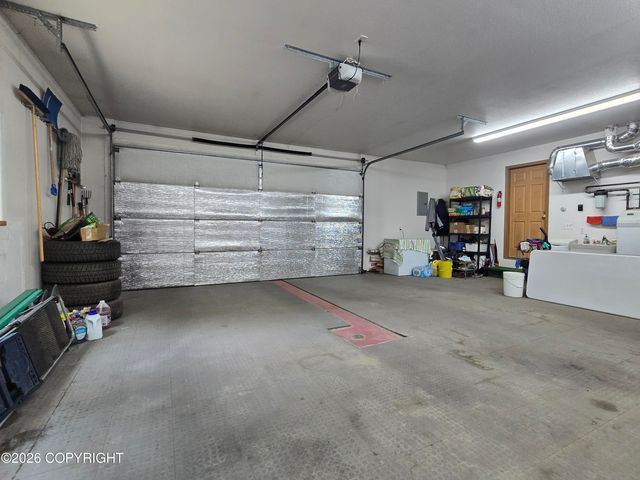 665 Kentshire Drive, Fairbanks, AK 99709