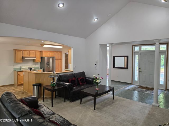 665 Kentshire Drive, Fairbanks, AK 99709