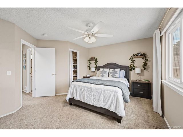 562 Arden Cir, Highlands Ranch, CO 80126