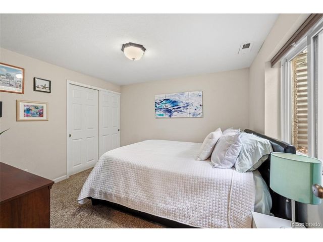 562 Arden Cir, Highlands Ranch, CO 80126