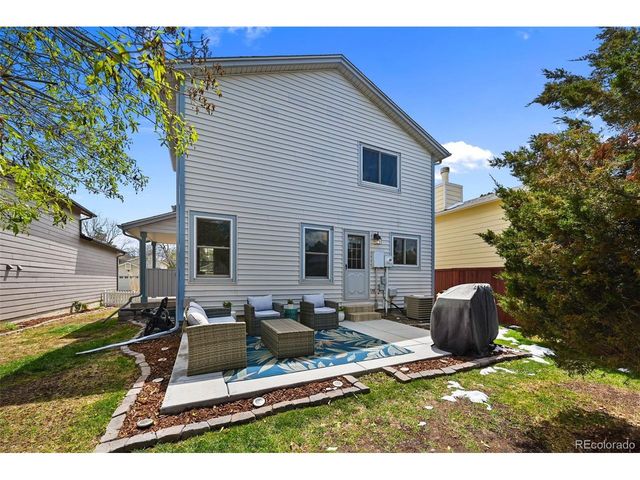 562 Arden Cir, Highlands Ranch, CO 80126