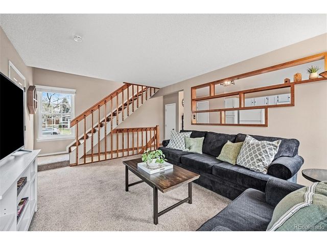 562 Arden Cir, Highlands Ranch, CO 80126