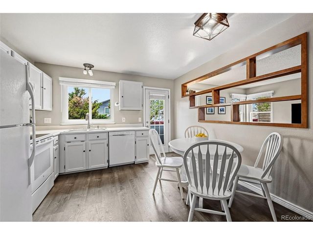 562 Arden Cir, Highlands Ranch, CO 80126