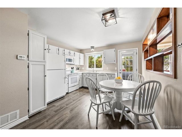 562 Arden Cir, Highlands Ranch, CO 80126