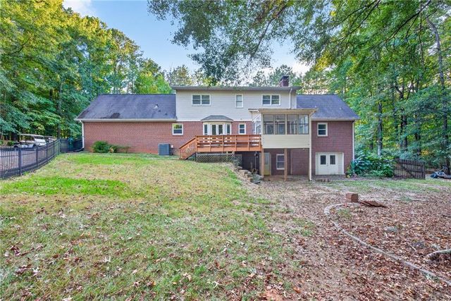94 Deer Creek Trail, Hoschton, GA 30548