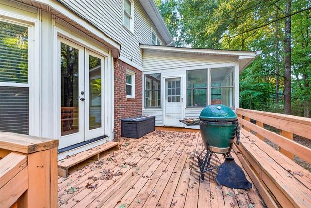 94 Deer Creek Trail, Hoschton, GA 30548