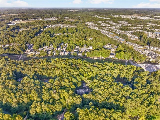 94 Deer Creek Trail, Hoschton, GA 30548