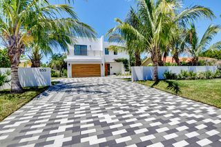 855 NW 4th Avenue, Boca Raton, FL 33432