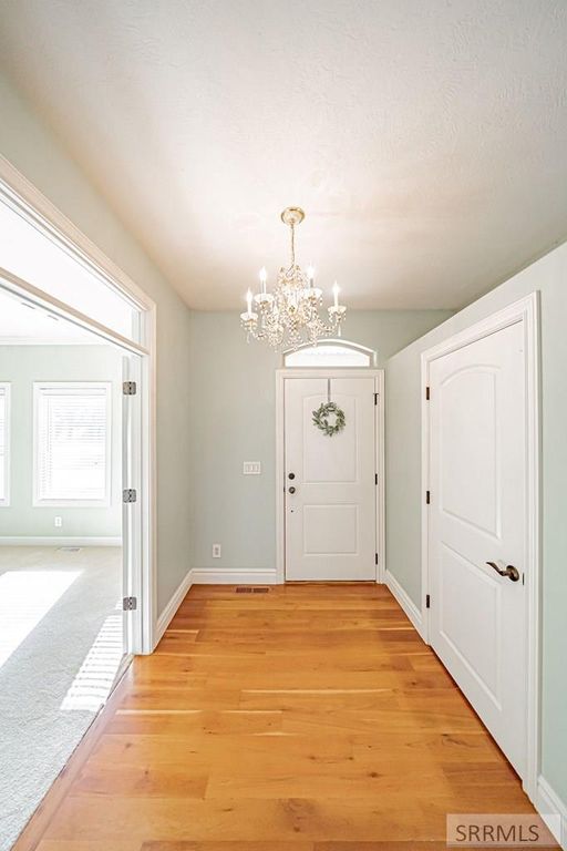 Image 7 of property listing at 3336 Lundburg Lane, Pocatello, ID 83204