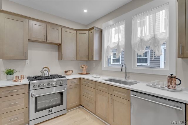 501 West Avenue, Buffalo, NY 14213