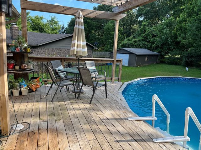 923 Quail Avenue, Harrison, AR 72601