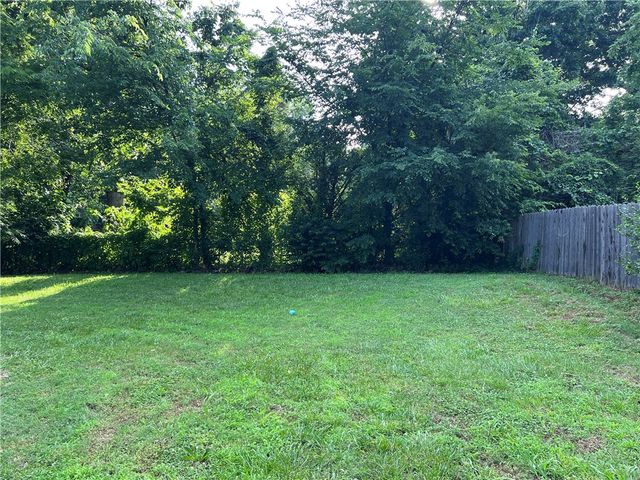 923 Quail Avenue, Harrison, AR 72601