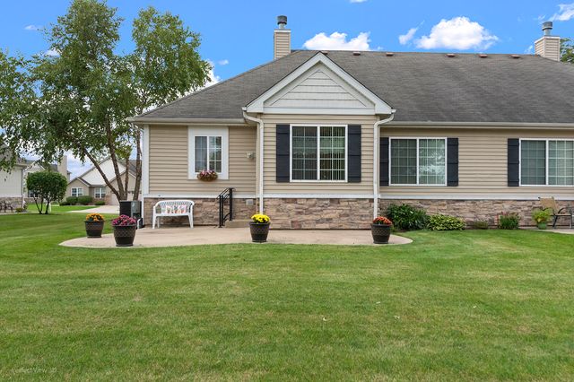 15749 Cove Circle S, Plainfield, IL 60544