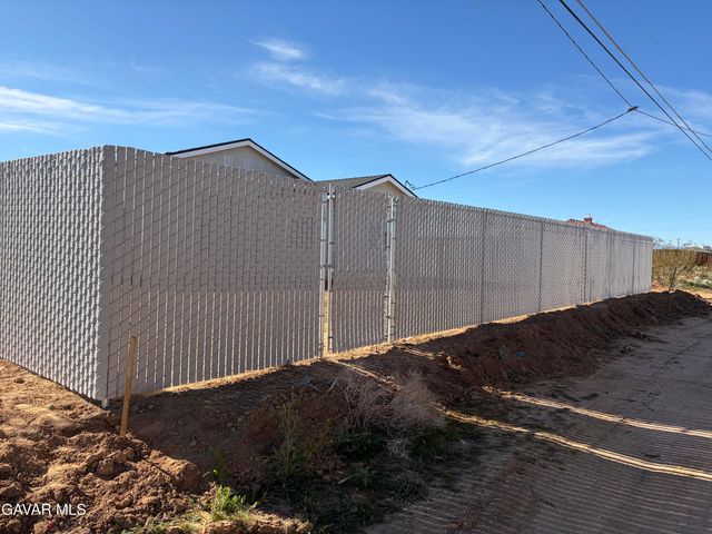 9143 Rea Avenue Avenue, California City, CA 93505