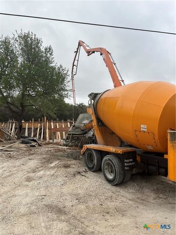 1344 Bellewood Lane, Canyon Lake, TX 78133