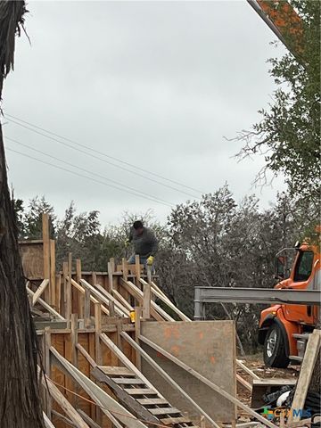 1344 Bellewood Lane, Canyon Lake, TX 78133