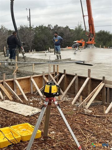 1344 Bellewood Lane, Canyon Lake, TX 78133