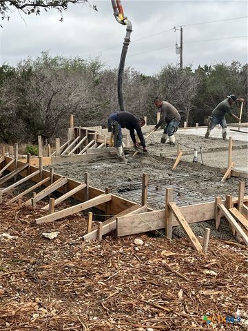 1344 Bellewood Lane, Canyon Lake, TX 78133