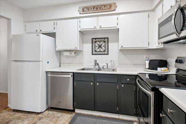 5300 Keller Springs 1077, Dallas, TX 75248