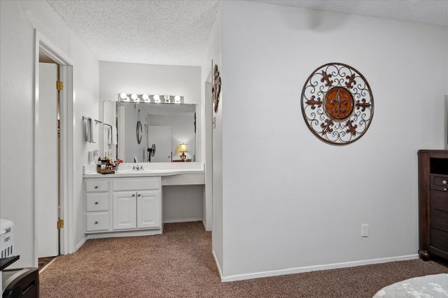 5300 Keller Springs 1077, Dallas, TX 75248