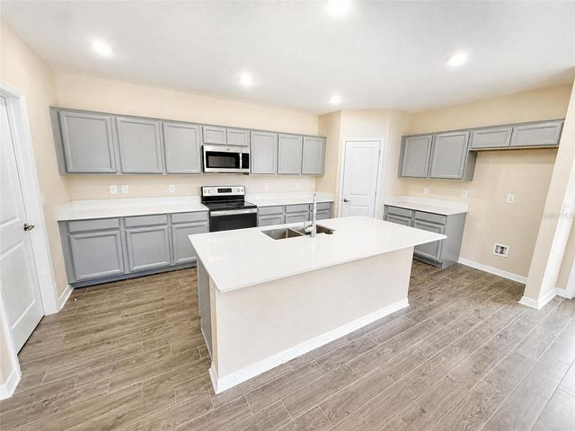 1181 SAND TRAP COURT, Daytona Beach, FL 32124