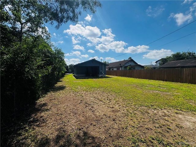 118 S Commercial Street, Edcouch, TX 78538
