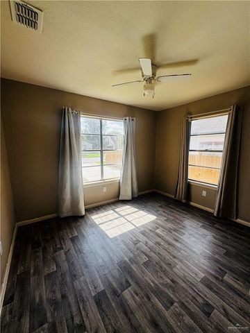 118 S Commercial Street, Edcouch, TX 78538