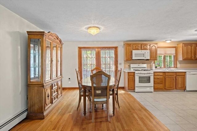 76 Brookhaven Rd, Worcester, MA 01606