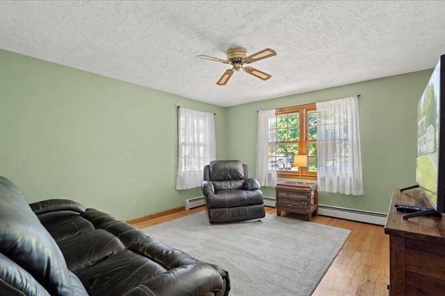 76 Brookhaven Rd, Worcester, MA 01606