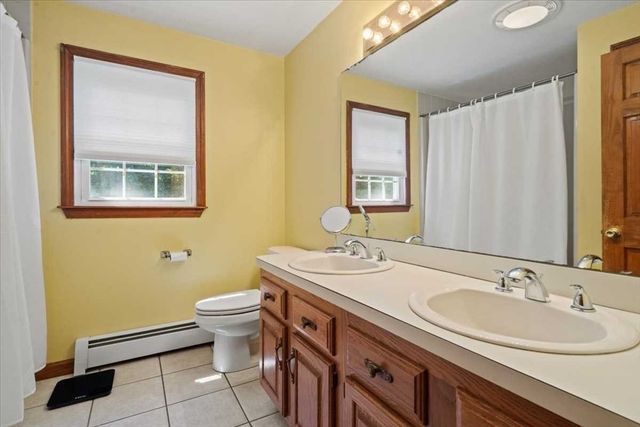 76 Brookhaven Rd, Worcester, MA 01606
