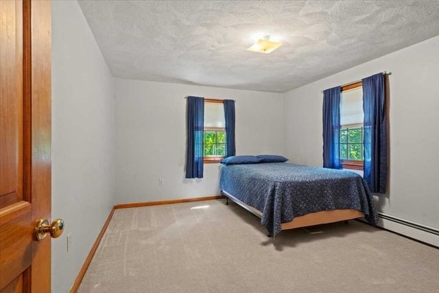 76 Brookhaven Rd, Worcester, MA 01606