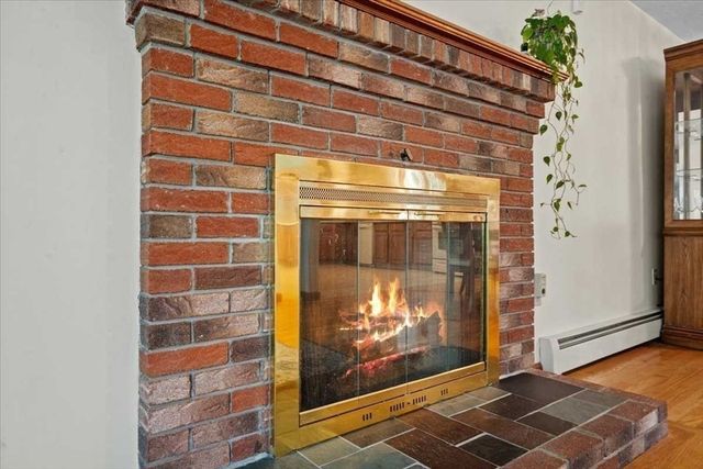76 Brookhaven Rd, Worcester, MA 01606