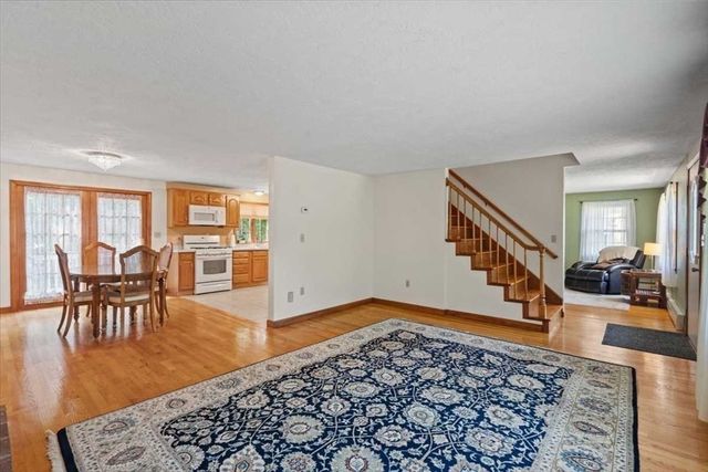 76 Brookhaven Rd, Worcester, MA 01606