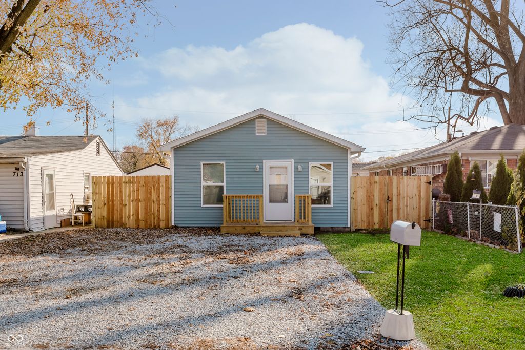 711 E Perry Street, Indianapolis, IN 46227