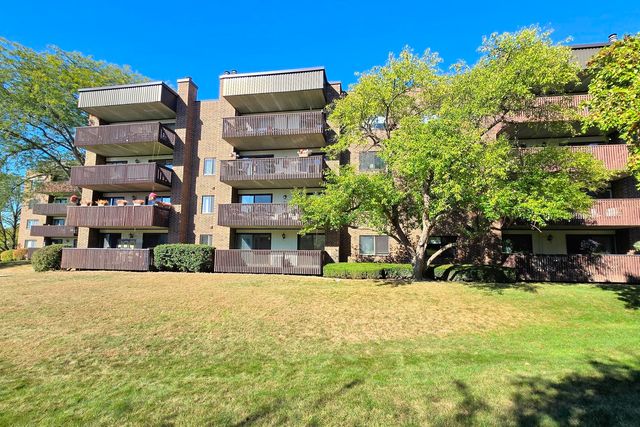 650 Whitney Court 108, Gurnee, IL 60031