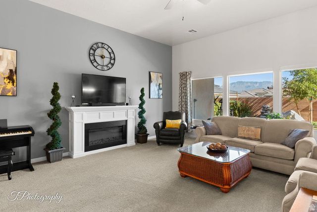 4698 W 3100 S, Hurricane, UT 84737