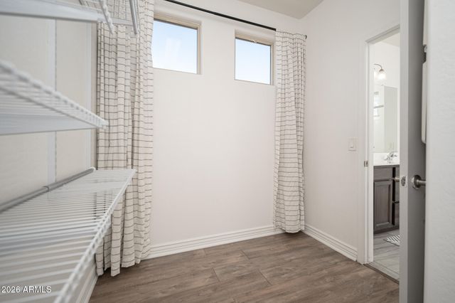 18338 W GETTY Drive, Goodyear, AZ 85338